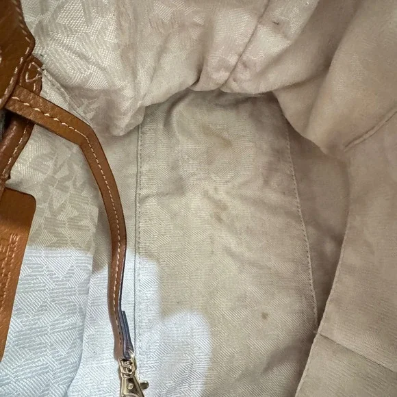 Michael Kors Marina North South Tote Bag Large Cream Tan  Drawstring - Picture 13 of 14